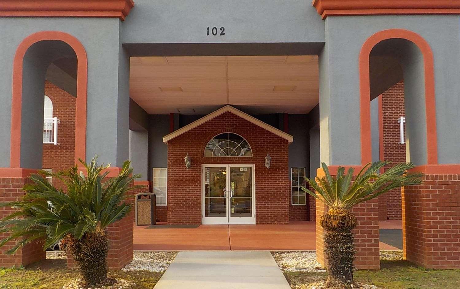 Surestay Plus Hotel By Best Western Warner Robins Afb Exterior photo